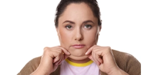 لاغر کردن صورت با عمل جراحی چگونه است؟